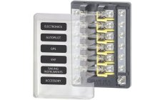 3AG FUSE BLOCK SYSTEMFabricados en policarbonato de gran resistencia con tapa protectora transparente de lexan con espacio para 
