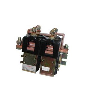 CONTACTOR INVERSOR 12V 150AContactor inversor 1 polo para USOS CORTOS o INTERMITENTES, para inversión de marcha, hélices de proa