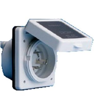 BASE POLIESTER 16A 220V
