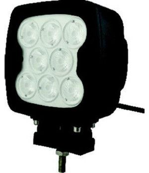 LED LIGHT BARS SPOT BEAM 80W 9-60VCuerpo de aluminio anodizado. Soporte inox regulable. IP68 6720 lumens. 12-32V 80W. 8 LED CREE