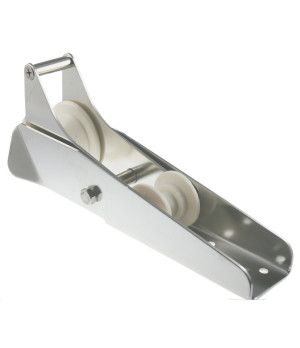 POLEA PROA BASCULANTEBasculante. Fabricada en acero inox