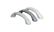 HANDLE CREAMAsa fabricada en PVC blando con soporte interior de plástico rígido. Puede utilizarse en el interior o exterior. Tap