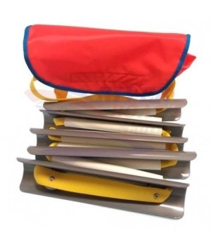 EMERGENCY LADDERFabricada en cinta de nylon y 5 peldaños de plástico de 26 cm. Con bolsa y asas
