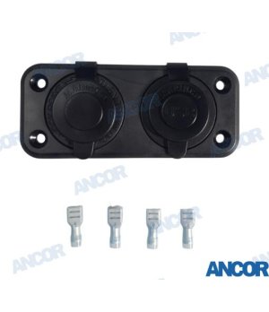 Base 12V Dual USB e Presa (AM12VCOMBO)Base multifunzionale 12V con doppia USB e presa. Ricarica contemporanea di più dispositivi