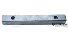Anodo 230x30x25 CF 150 (TEN00260-3)Anodo zinco 230x30x25 CF 150 per motori fuoribordo. Protezione catodica contro la corrosione 