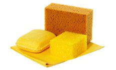 4-Piece Sponge KitKit with synthetic chamois 32x40, sponge 15.5x11x6.5, hard sponge 10x8x5 and pad 12.5x9x4.